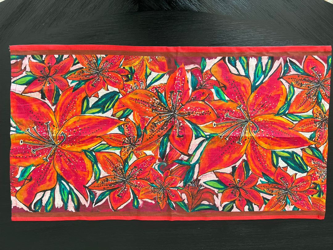 D-448LTT SASKATCHEWAN FIRE LILY  ORGANIC LINEN TEA TOWEL