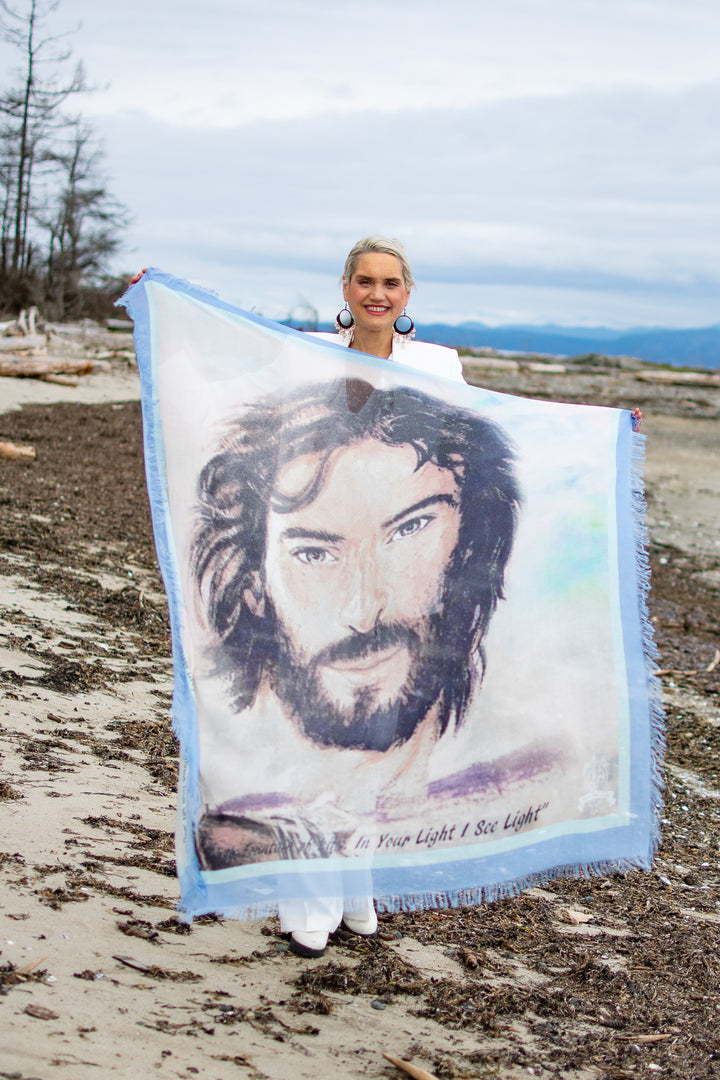 D-455 PRAYER SHAWL - HE IS THE FOUNTAIN OF LIFE  PSALM 36:9