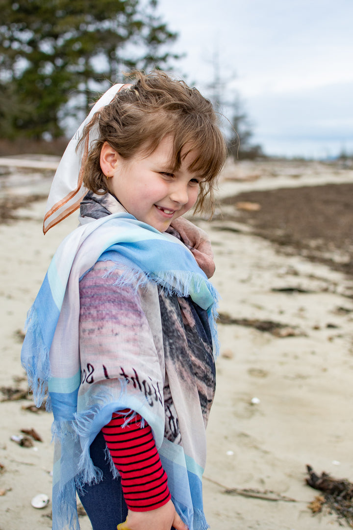 D-455 PRAYER SHAWL - HE IS THE FOUNTAIN OF LIFE  PSALM 36:9