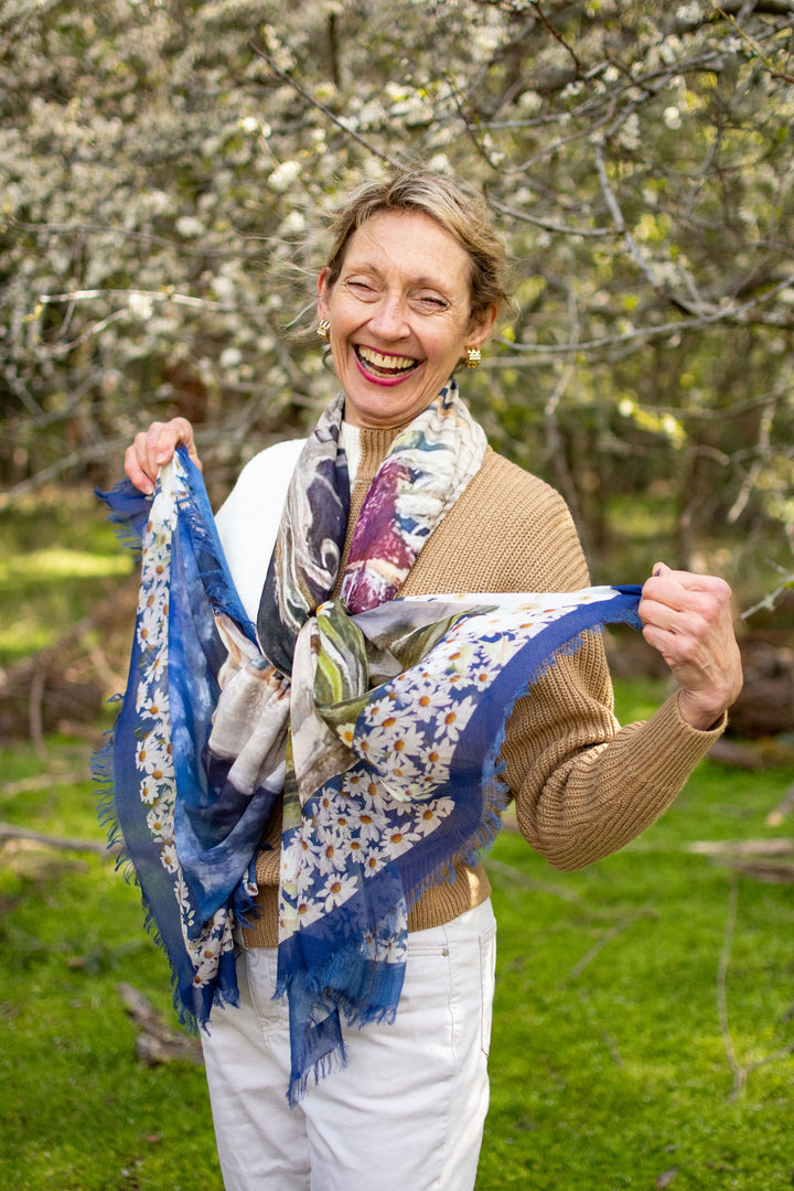 D-445 DRAW NEAR THE BRIDE LEANING INTO HER WHITE HORSE