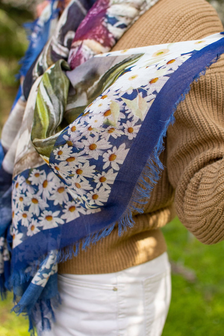 D-445 DRAW NEAR THE BRIDE LEANING INTO HER WHITE HORSE