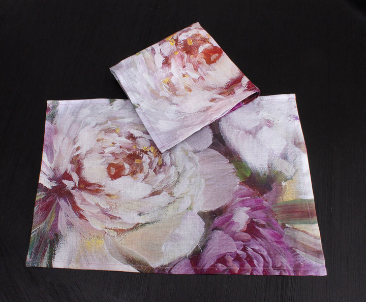 D-454 PLUNGE INTO A PEONY - Placemat 12" x 18"