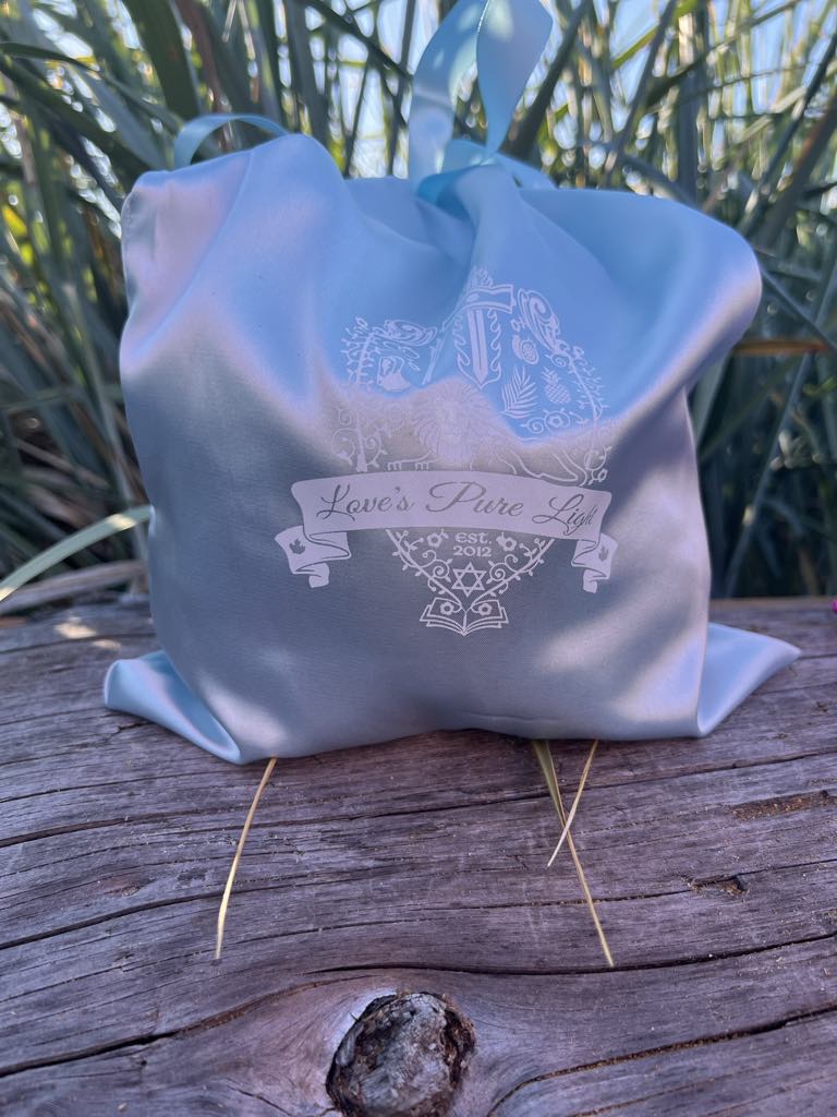 CRYSTAL BLUE SILK POUCH