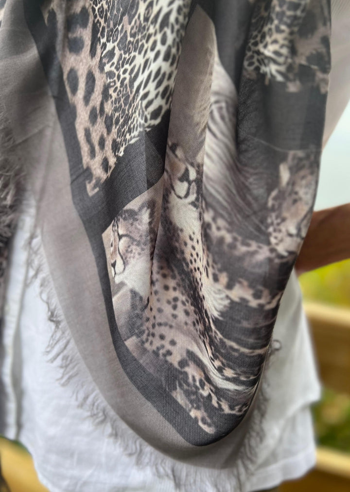 D-475 THINGS CAN HAPPEN QUICKLY - CHEETA