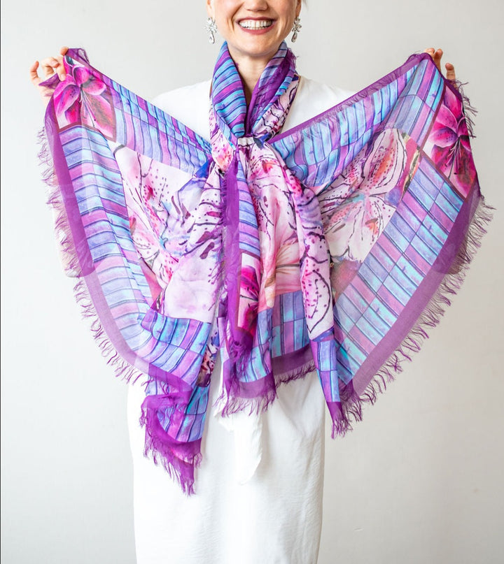 D-425  NEW BIRTH- LILY