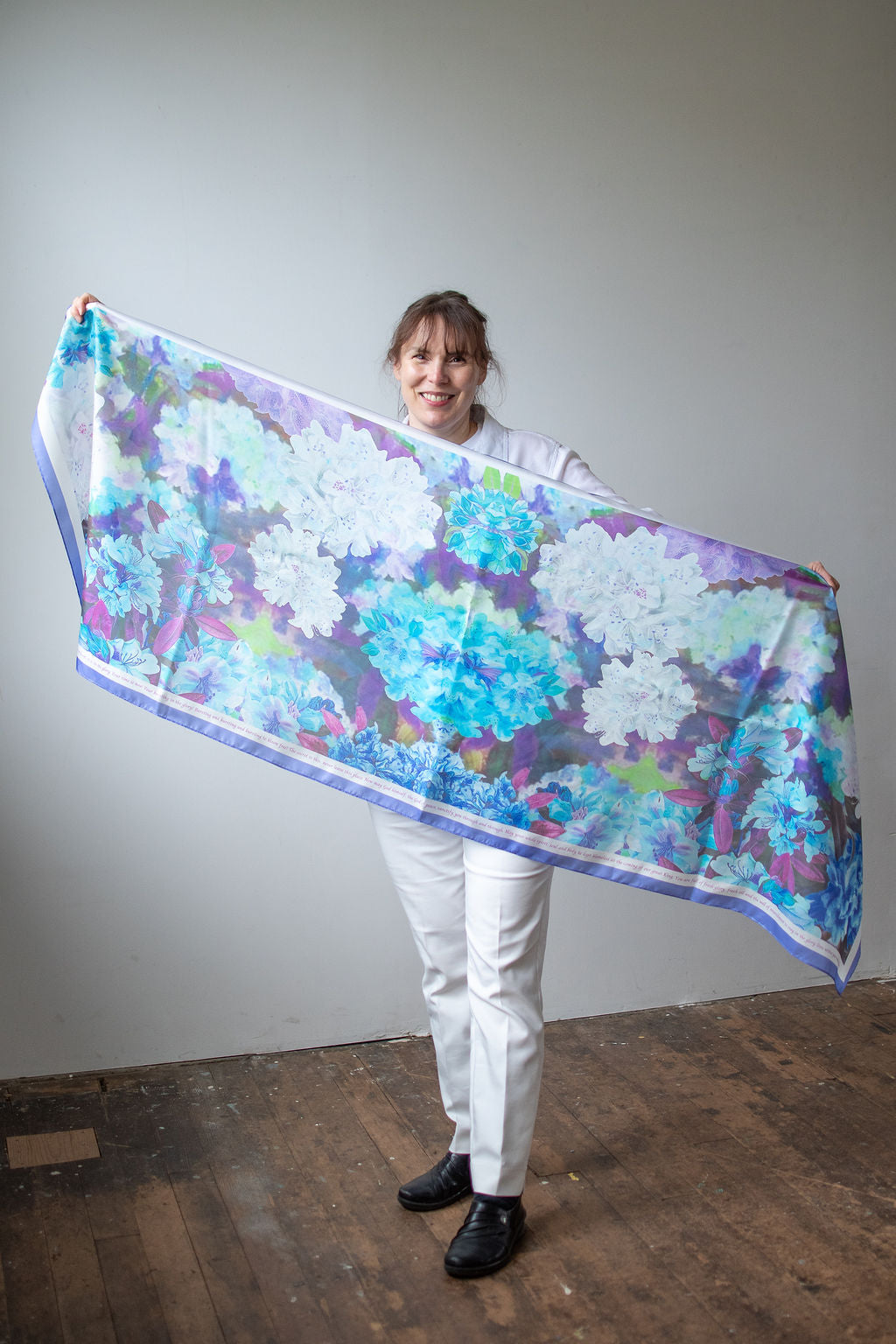 D-535S STAY IN THE GLORY- BLUE FLORAL BOMBS