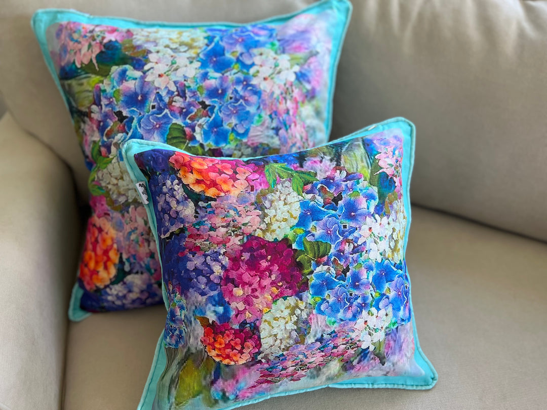 D-211 JOY BOMB BLUE HYDRANGEAS Large Luxury Organic Linen Sham, 22" x 22"