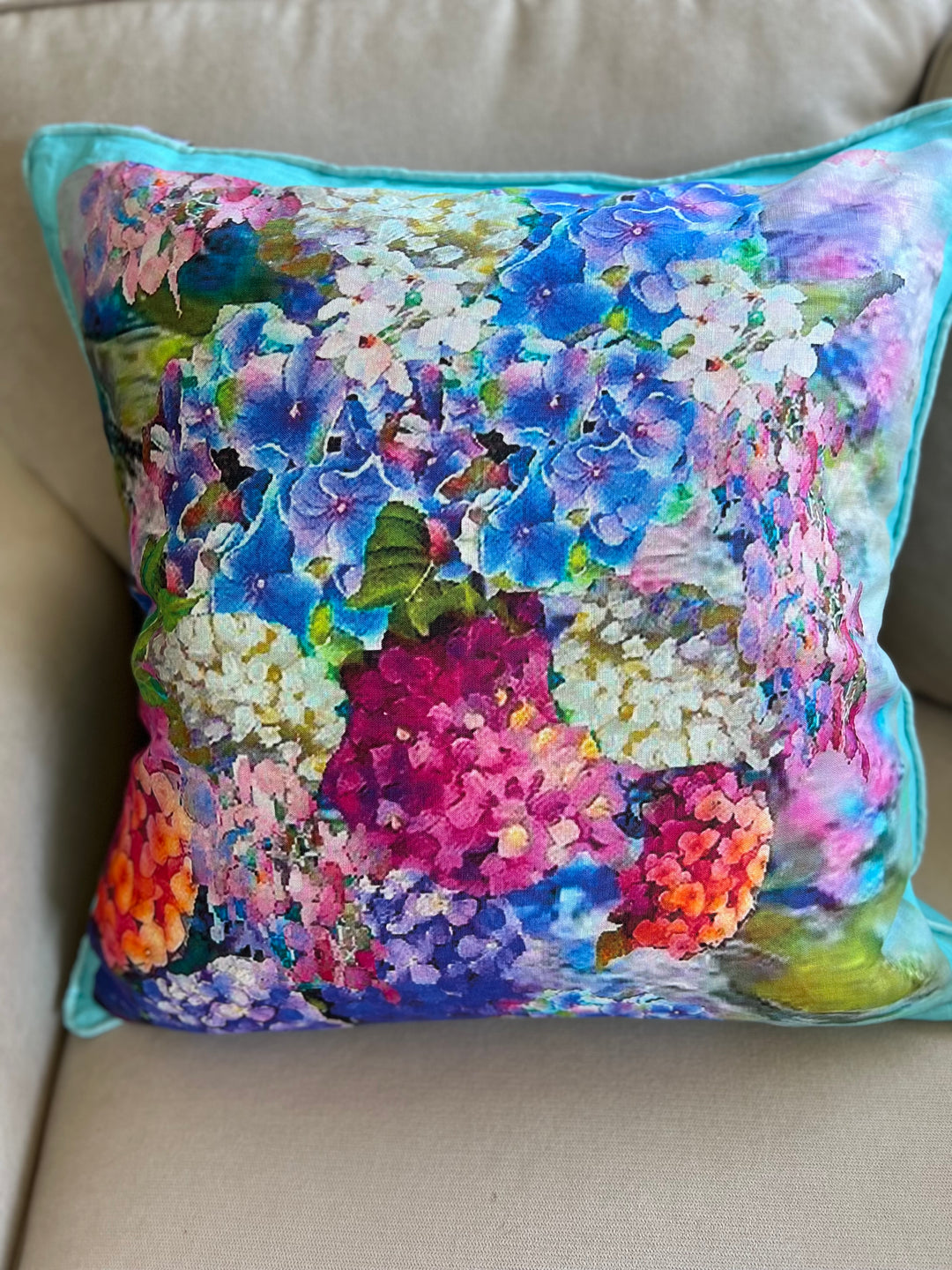 D-211 JOY BOMB BLUE HYDRANGEAS Large Luxury Organic Linen Sham, 22" x 22"