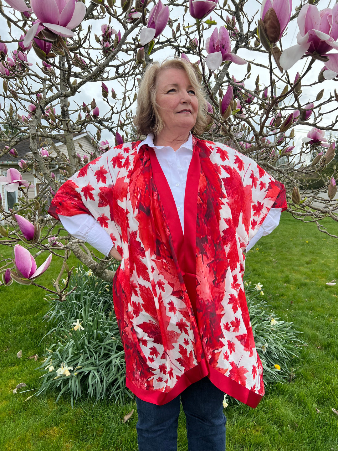 D-17BCOCOON FIT  THE TRUE NORTH STRONG AND FREE-- BLESSING CANADA KIMONO