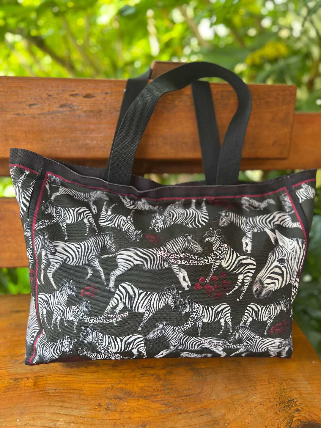 D-380T TRAVEL TOTE BAG BLACK WHITE ZEBRA- LOVE THAT CHASES YOU - RECKLESS LOVE