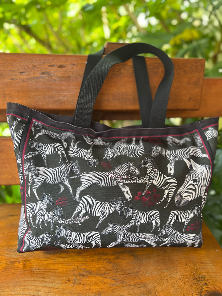 D-380T TRAVEL TOTE BAG BLACK WHITE ZEBRA- LOVE THAT CHASES YOU - RECKLESS LOVE