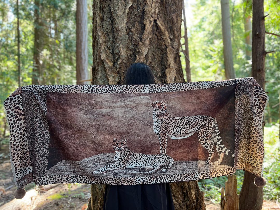 D-903OBS BRUSHED SILK WARM AND FUZZY LEOPARDS