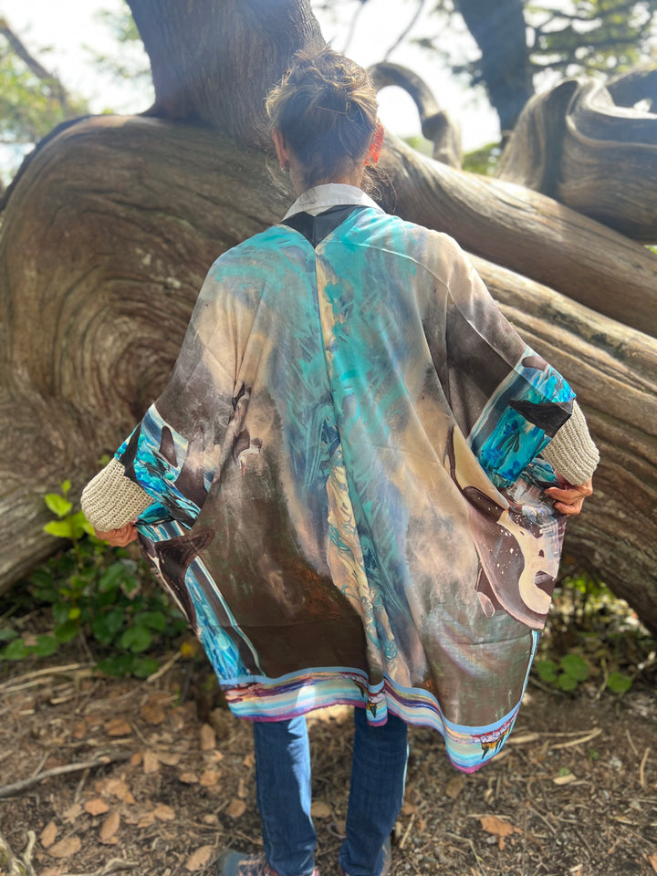 D-618 WHALES COCOON KIMONO EXPECT THE UNEXPECTED