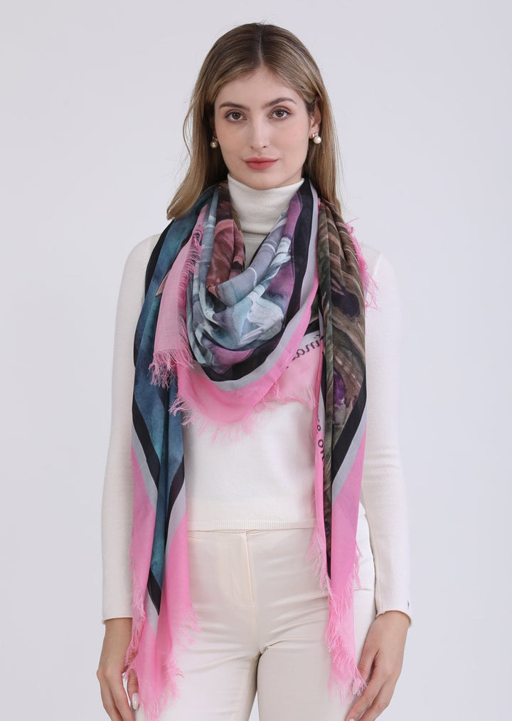 D-42 HIND FEET ON HIGH PLACES