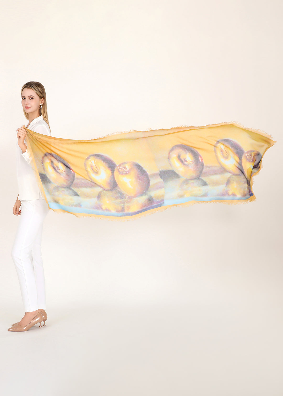 D-817OSM OBLONG SILK MODAL APPLES OF GOLD IN SETTINGS OF SILVER