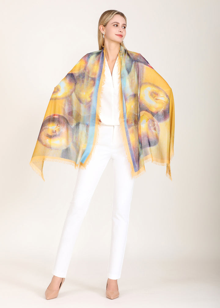 D-817OSM OBLONG SILK MODAL APPLES OF GOLD IN SETTINGS OF SILVER