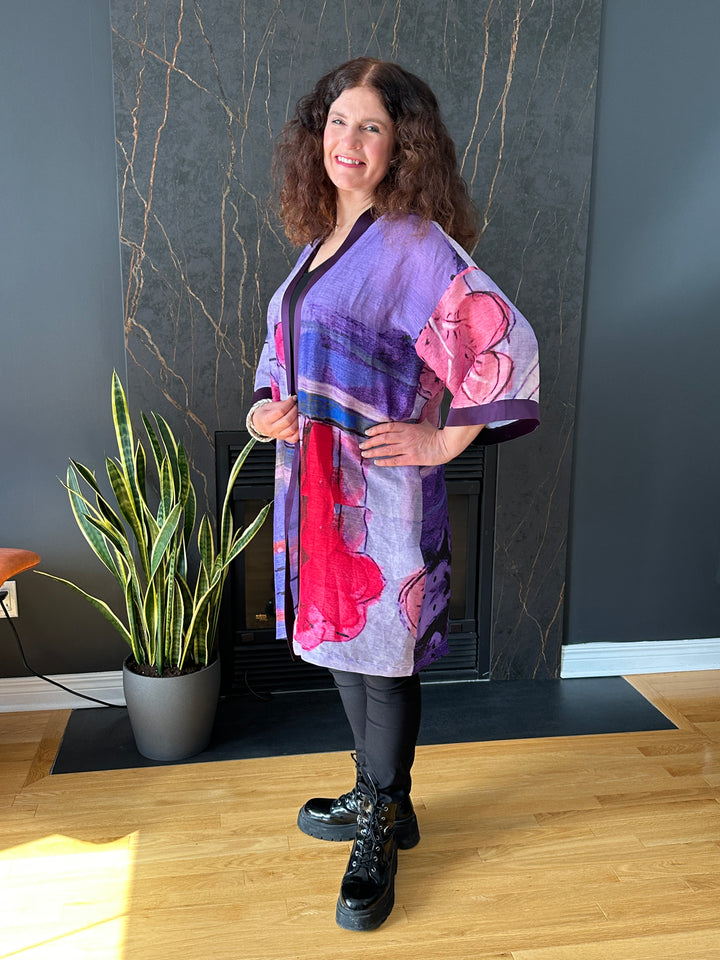 D-489A KIMONO - LET RIGHTEOUSNESS AND PRAISE SPRING UP - WITH EGGPLANT PURPLE SILK TRIM