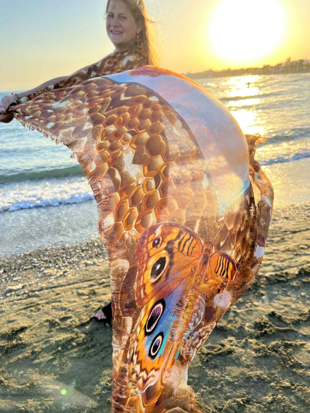 D-1019 NEW WINGS OF GOLD- THE GOLDEN BUTTERFLY