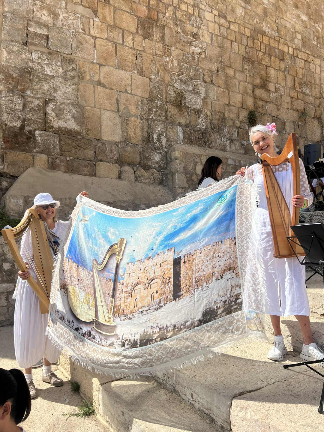 D -THE KINGS HARPIST MANTLE 2025 ISAIAH 62