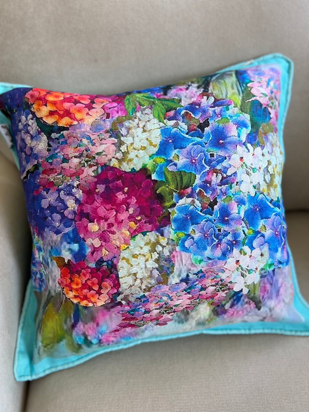 D-211 JOY BOMB BLUE HYDRANGEAS Large Luxury Organic Linen Sham, 22" x 22"
