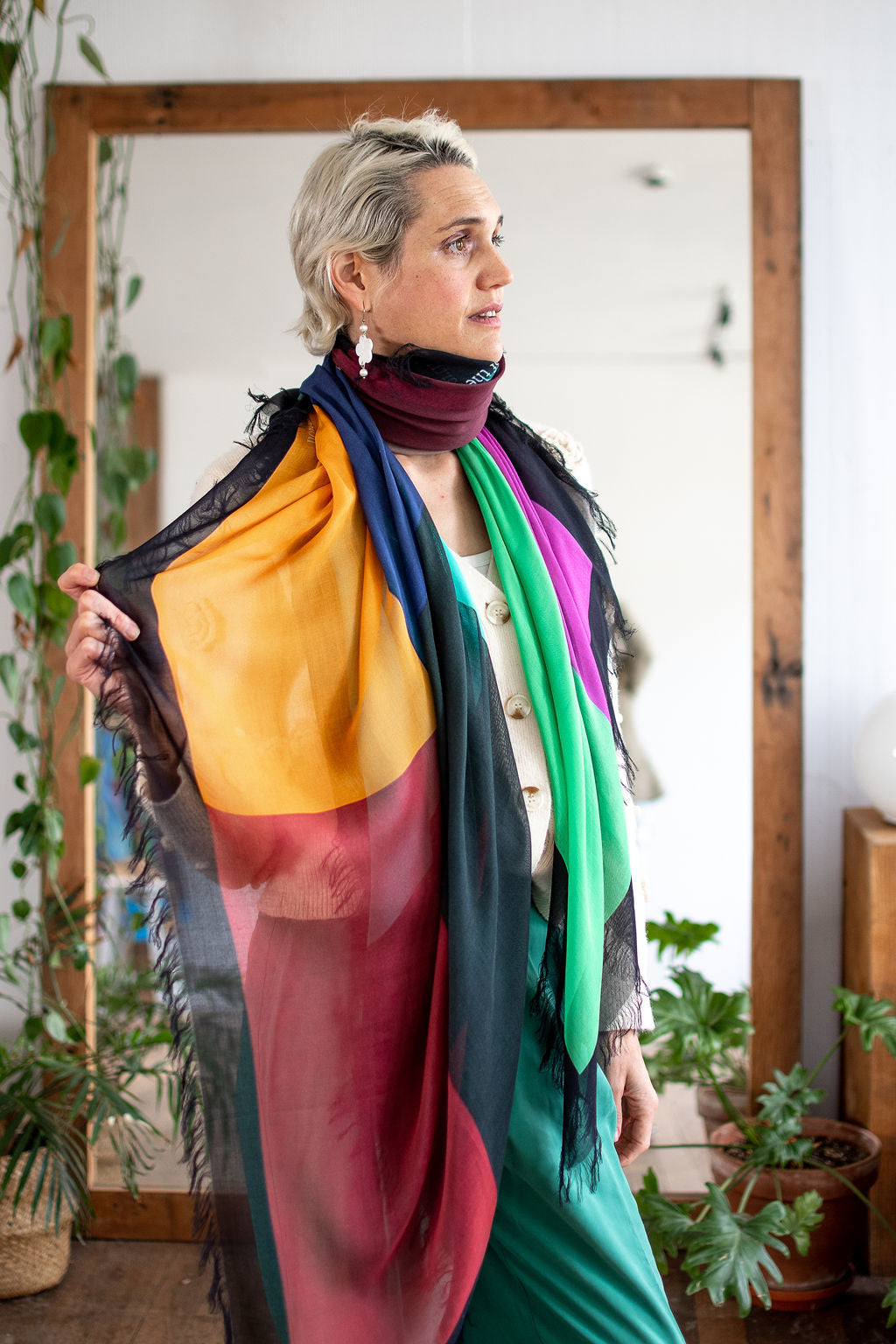 D-550 TWELVE TRIBES COLOR BLOCK