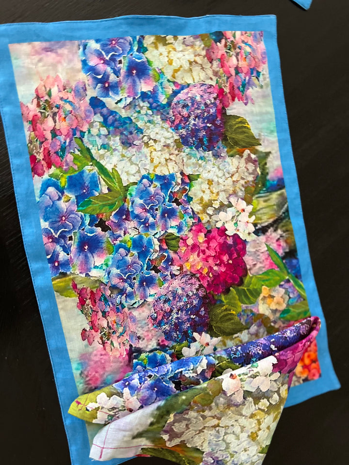 D-560 THE BLUE HYDRANGEAS JOY BOMB * DOUBLE SIDED *ORGANIC LINEN - Placemat 12" x 18"