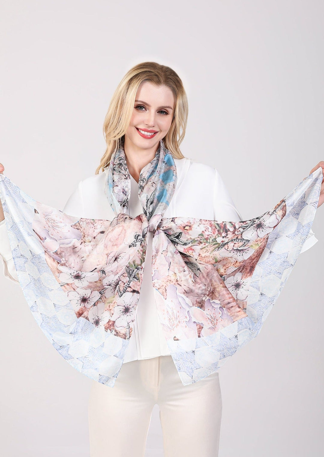 D-401S PURE SILK SHALOM WITH STAR OF DAVID BORDER
