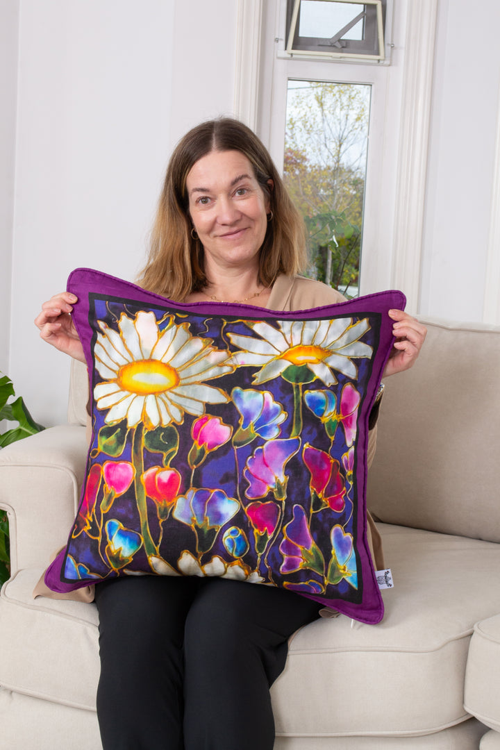 D-574  KALEIDOSCOPE - Small Luxury Organic Cotton Sham with Purple Edge, 16" x 16"