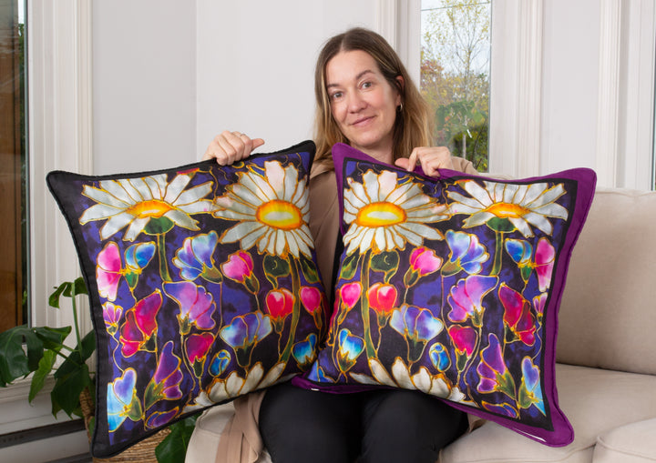 D-574  KALEIDOSCOPE - Small Luxury Organic Cotton Sham with Purple Edge, 16" x 16"