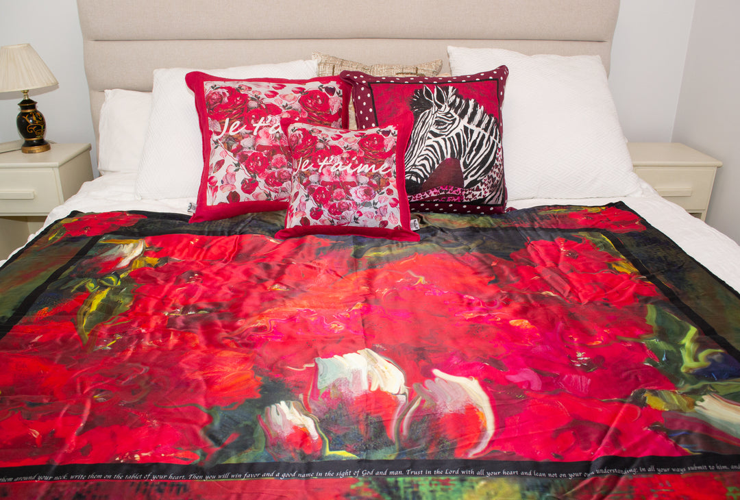 D-198 JE T'AIME - Small Luxury Organic Linen Sham, 16" x 16"