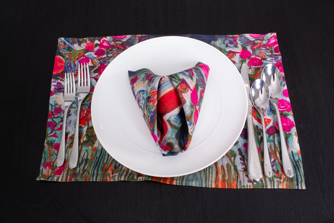 D-112B LOVE'S EYE IS ON A SPARROW - HUMMINGBIRD -  Organic Linen Napkin 16" x 16"