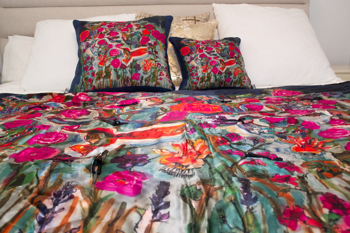 D-112B LOVE'S EYE IS ON THE SPARROW - HUMMINGBIRD - Large Luxury Organic Linen Sham, 22" x 22"