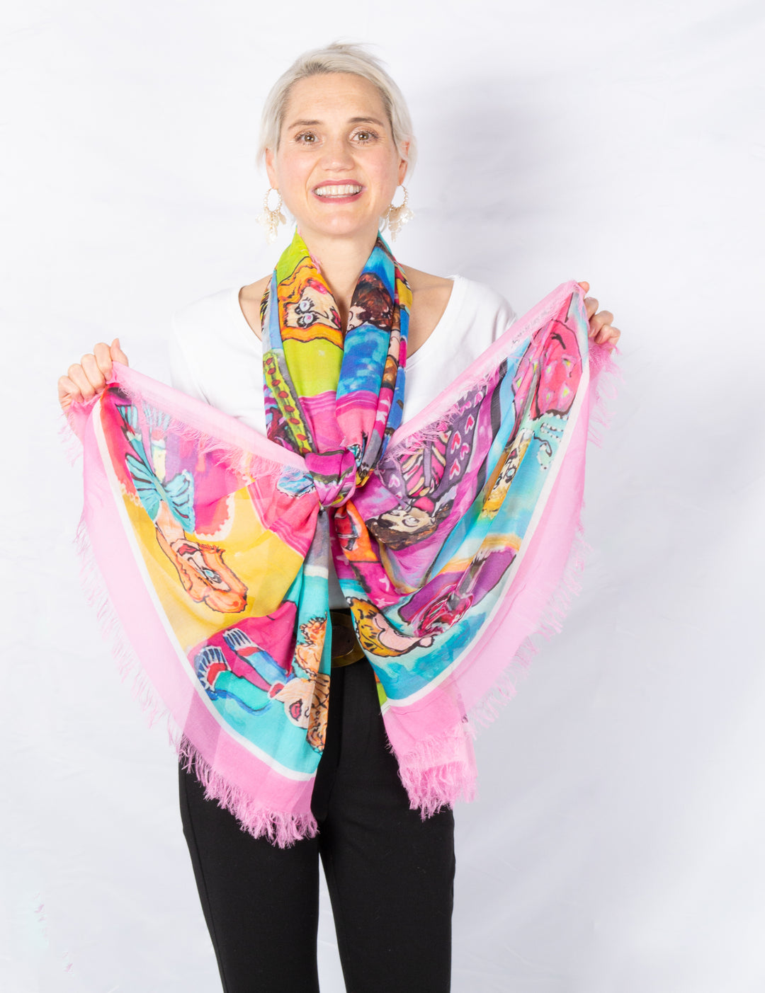 D- 601 WAYS TO WEAR A SCARF BY CYDNEY