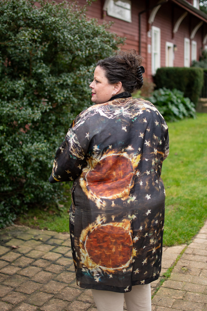 D-811K UNIVERSAL LOVES PURE LIGHT KIMONO