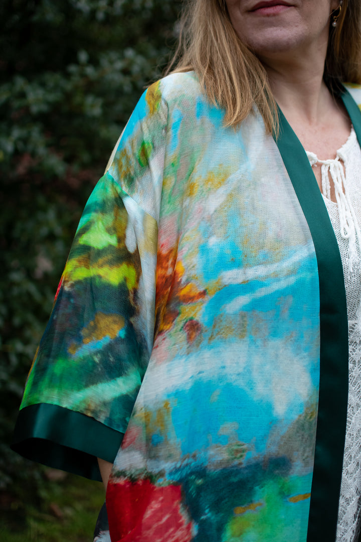 D-706K SPRING FORTH KIMONO APPLE