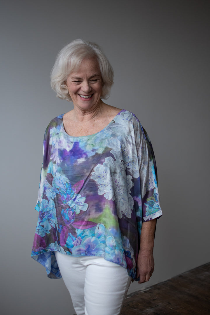 YOU ARE A LOVE BOMB FLOW TOP *SAMPLE*