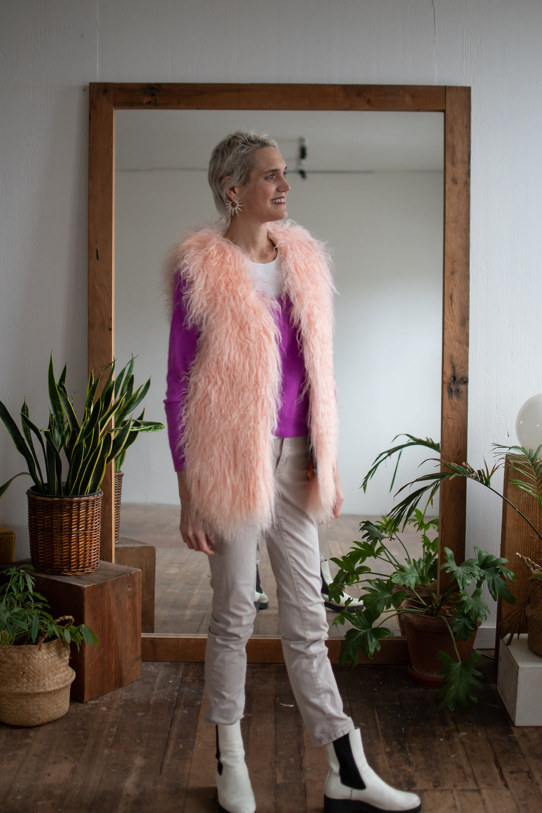 MONGOLIAN SHEEPS WOOL VEST SIZE MEDIUM LONG PINK