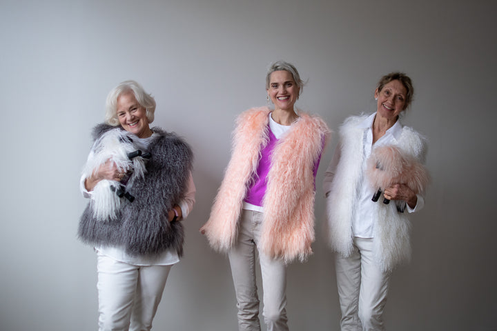 WHITE LOVE'S PURE LIGHT SHEEP