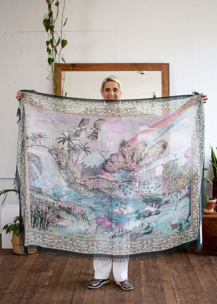 D-385B FULLY RESTORED- THE GARDEN OF EDEN --  ORIGINAL HUE - EMERALD EDGE