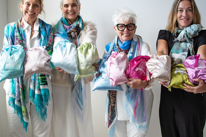 D-SURPRISE ME WITH A COLOR SILK POUCH