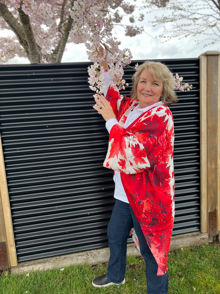 D-17B  THE TRUE NORTH STRONG AND FREE-- BLESSING CANADA KIMONO LONG