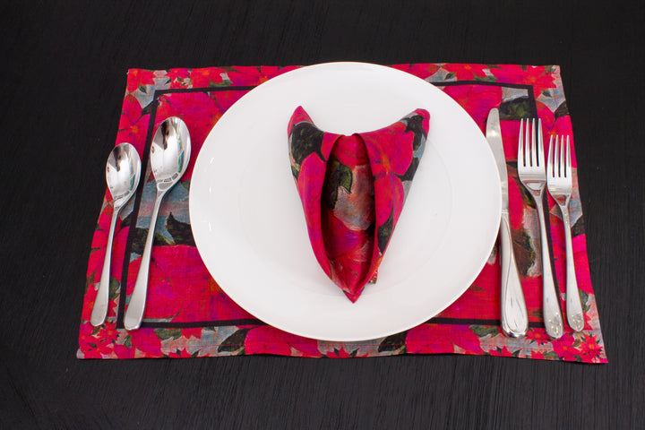 D-368 POINSETTIAS OF PEACE - Placemat 12" x 18"