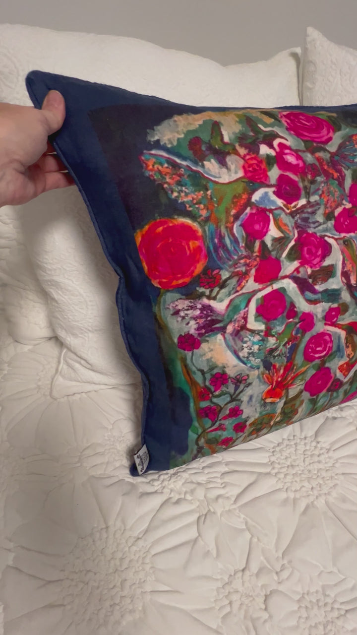 D-112B LOVE'S EYE IS ON THE SPARROW - HUMMINGBIRD - Large Luxury Organic Linen Sham, 22" x 22"