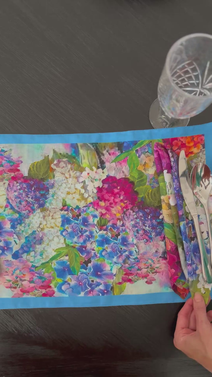 D-560 THE BLUE HYDRANGEAS JOY BOMB * DOUBLE SIDED *ORGANIC LINEN - Placemat 12" x 18"