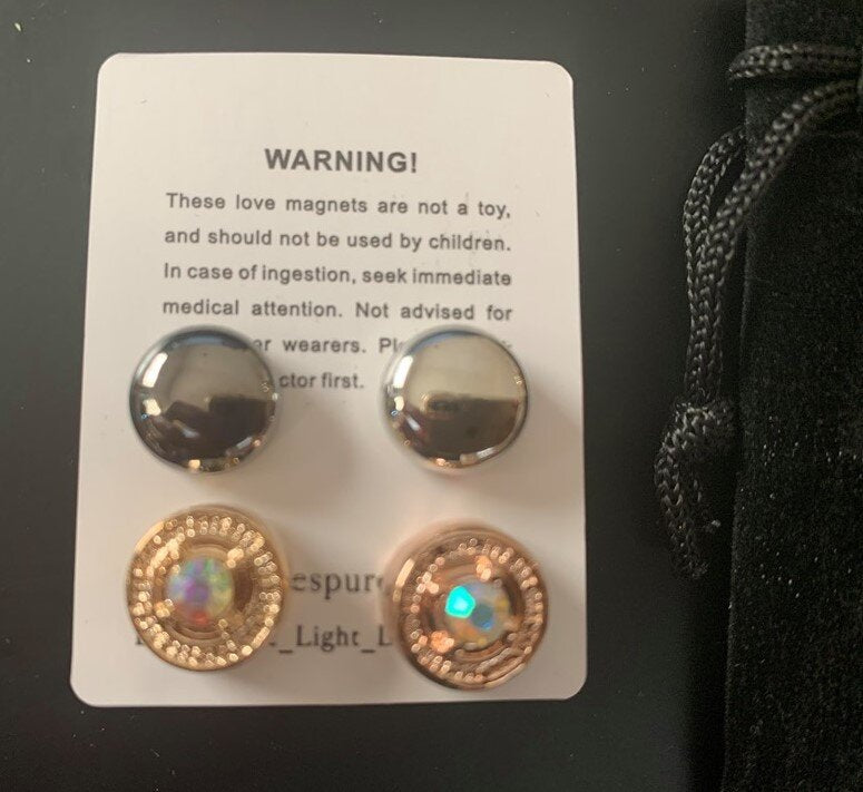 LOVE MAGNETS- KEEP YOUR LOVE ON