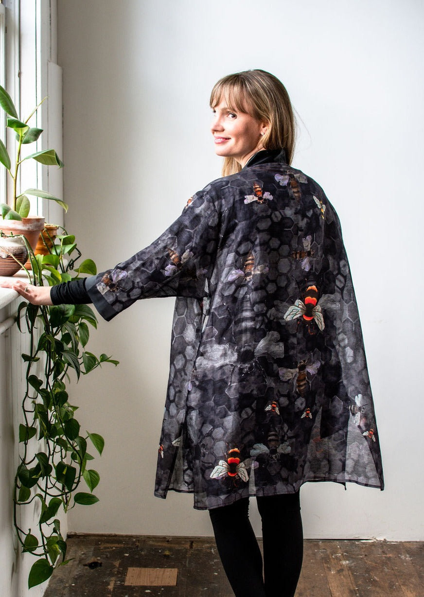 D-166K SWEETER THAN HONEY FROM THE HONEYCOMB SILK LINEN KIMONO