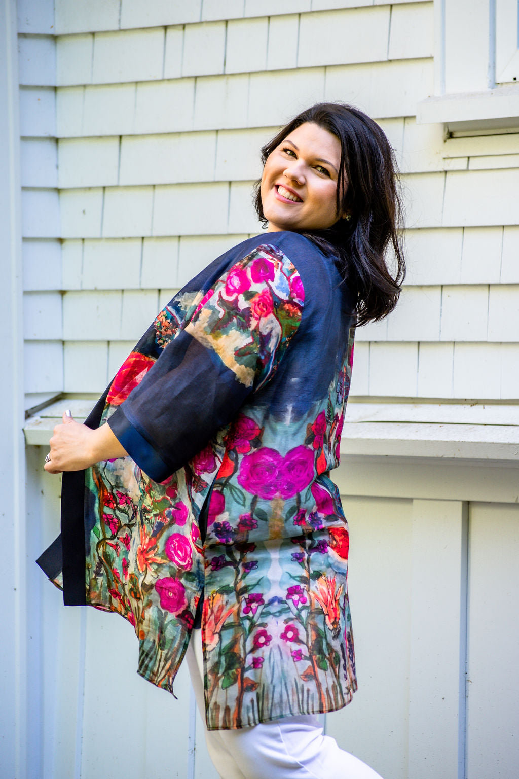 D-112BK LOVE'S EYE IS ON THE HUMMINGBIRD LUXURY SILK LINEN KIMONO