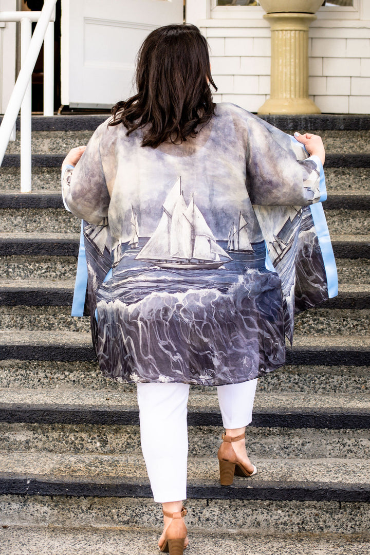 D-362K REWARDS IN WAITING THE SAILBOATS LUXURY KIMONO, LIGHT BLUE TRIM