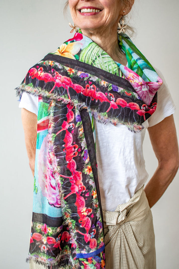 D-429 FLAMINGOS ON A SCARF?? MEET LOLA AND GIGI- THE FLAME OF FLAMINGO FAITH- PARTY LIKE A FLAMINGO