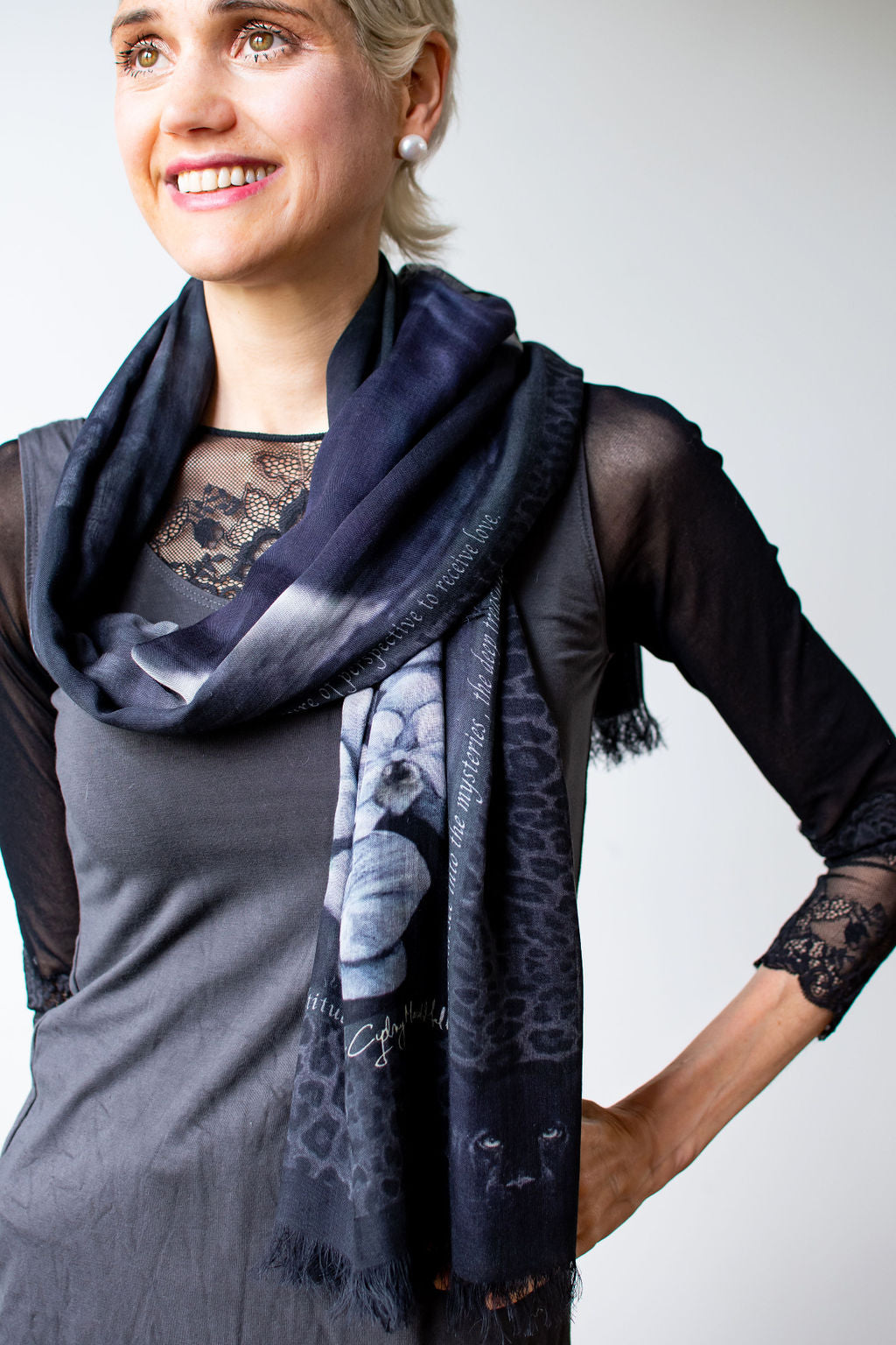 D-370 TREASURES OF DARKNESS - THE COUGAR